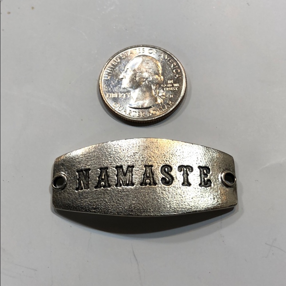 LENNY&EVA Sentiment statement mantra “NAMASTE” NWT